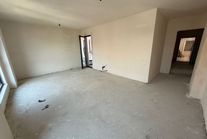 SHITET APARTAMENT 2+1 STADIUMI DINAMO 305.000 EURO