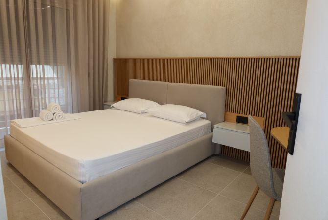 Shtepi ne shitje Apartament ne Tirane, 1+1, Mobilimi Bosh, pa mobiluar, Pagesa 194,000  Euro.