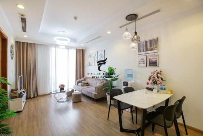 SHITET APARTAMENT 3+1 KOPSHTI ZOOLOGJIK 330.000 EURO