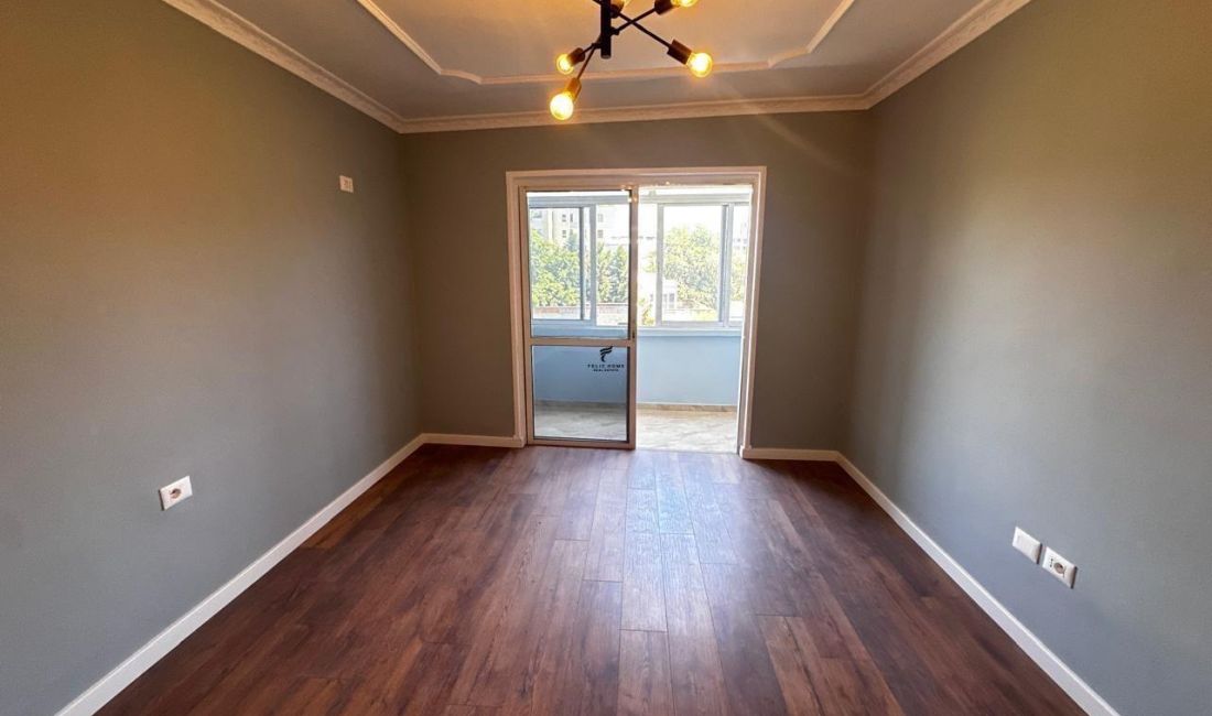 Shtepi ne shitje Apartament ne Tirane, 1+1, Mobilimi Pjeserisht e mobiluar, Pagesa 127,000  Euro.