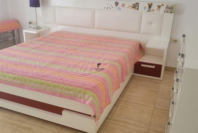 Shtepi ne shitje Shtepi Private ne Tirane, 3+1, Mobilimi E mobiluar, Pagesa 275,000  Euro.