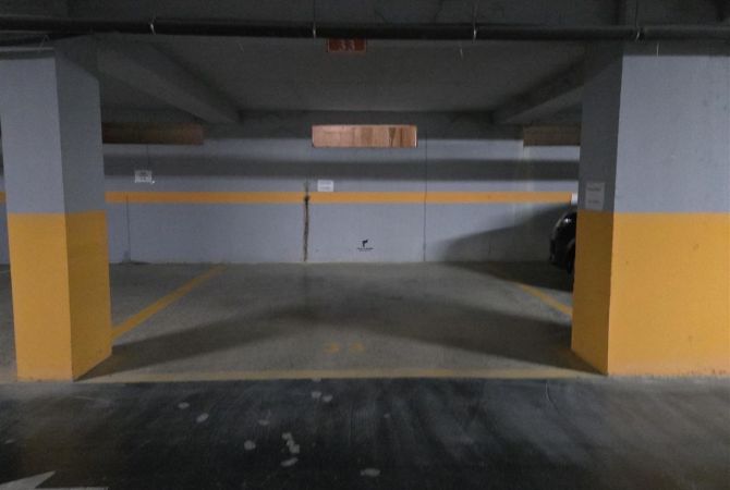 SHITET POST PARKIM 25 M2 RRUGA E KAVAJES 35.000 EURO