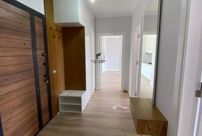 Business Property for Rent 3+1 in Tirana - 550 Euro