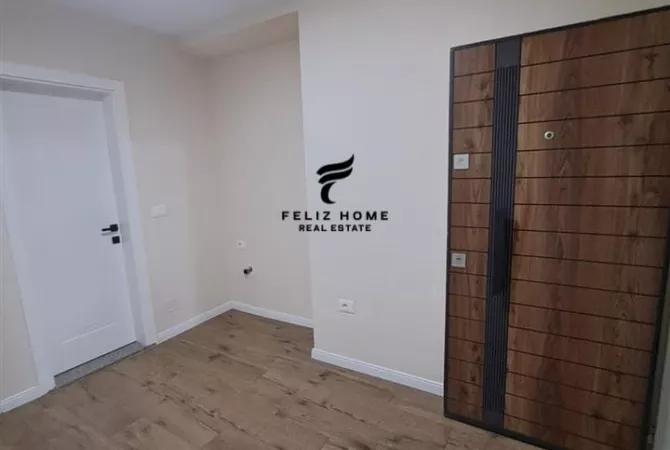 ZYRE ME QERA 80 M2 QENDER 1200 EURO