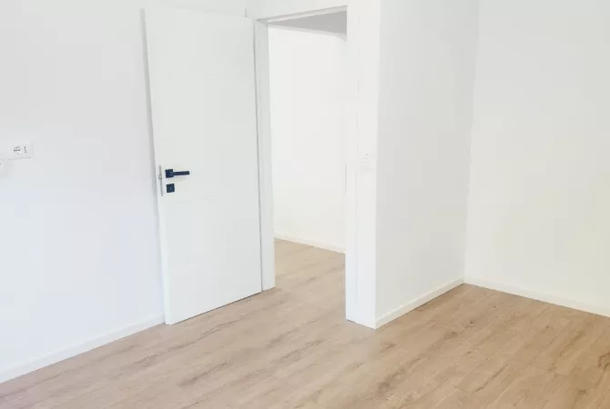 Shtepi ne shitje 1+1 ne Tirane - 125,000 Euro