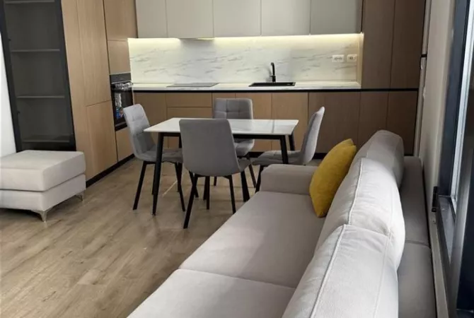 Shtepi me qera Apartament ne Tirane, 2+1, Mobilimi E mobiluar, Pagesa 750  Euro.
