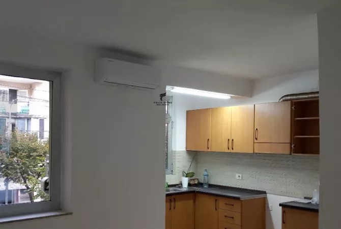 Business Property for Rent 3+1 in Tirana - 600 Euro