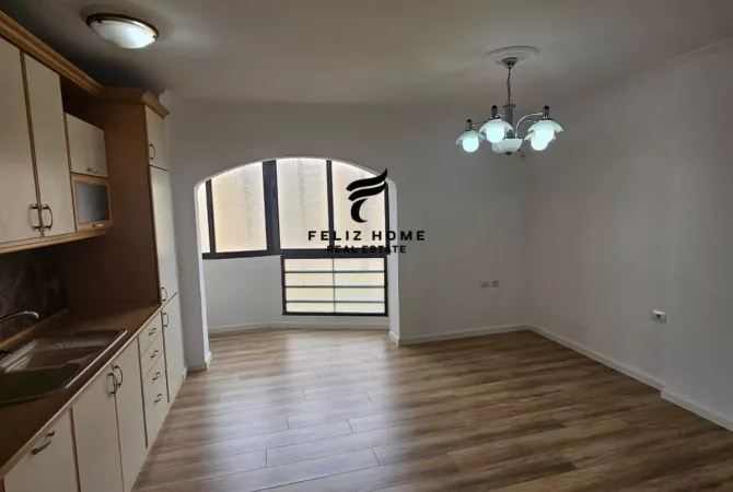 Shtepi ne shitje 2+1 ne Tirane - 165,000 Euro