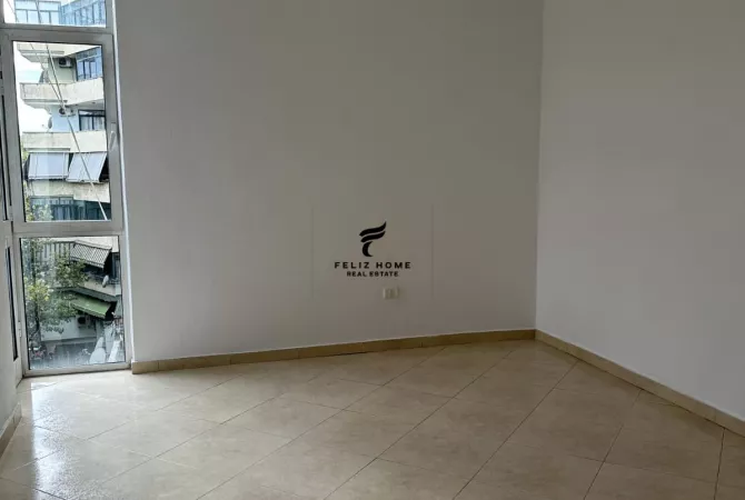 ZYRE ME QERA 140 M2 VASIL SHANTO 1.200 EURO