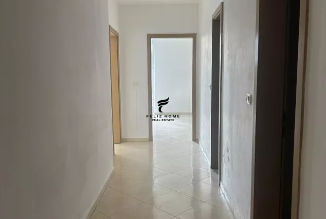 ZYRE ME QERA 140 M2 VASIL SHANTO 1.200 EURO