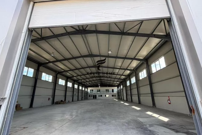 KAPANON ME QERA 400 M2 VORE 2000 EURO 