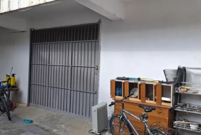 Business Property for Rent 4+1 in Tirana - 500 Euro