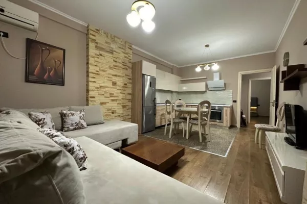 Shtepi ne shitje 2+1 ne Tirane - 143,000 Euro