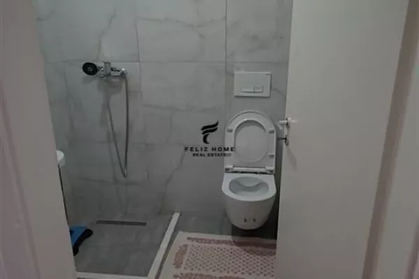 Shtepi ne shitje Apartament ne Tirane, 2+1, Mobilimi E mobiluar, Pagesa 175,000  Euro.