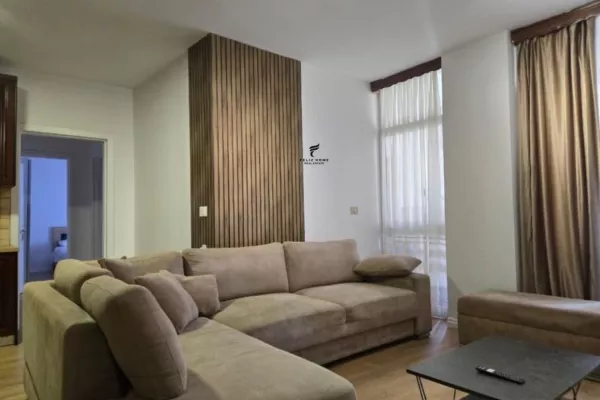Shtepi me qera Apartament ne Tirane, 2+1, Mobilimi E mobiluar, Pagesa 800  Euro.