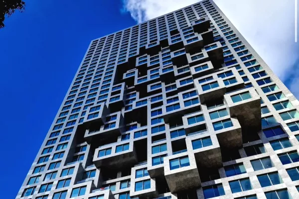 ZYRE ME QERA 390 M2 DOWNTOWN RRUGA E ELBASANIT 11.700 EURO