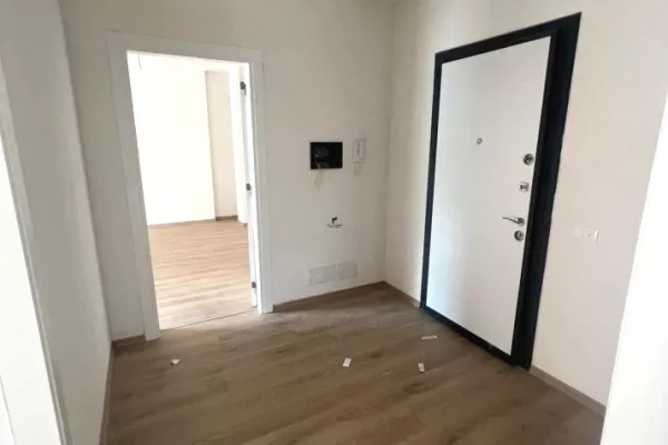 Business Property for Rent 3+1 in Tirana - 670 Euro