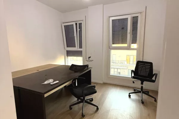 ZYRE ME QERA 75 M2 RRUGA DON BOSKO 450 EURO 