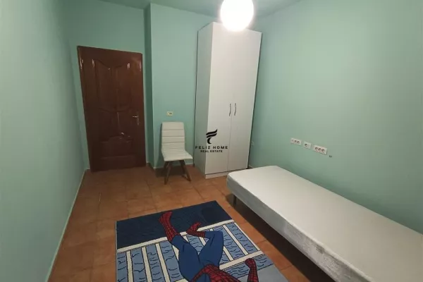 Shtepi me qera Apartament ne Tirane, 3+1, Mobilimi E mobiluar, Pagesa 50,000  Leke.