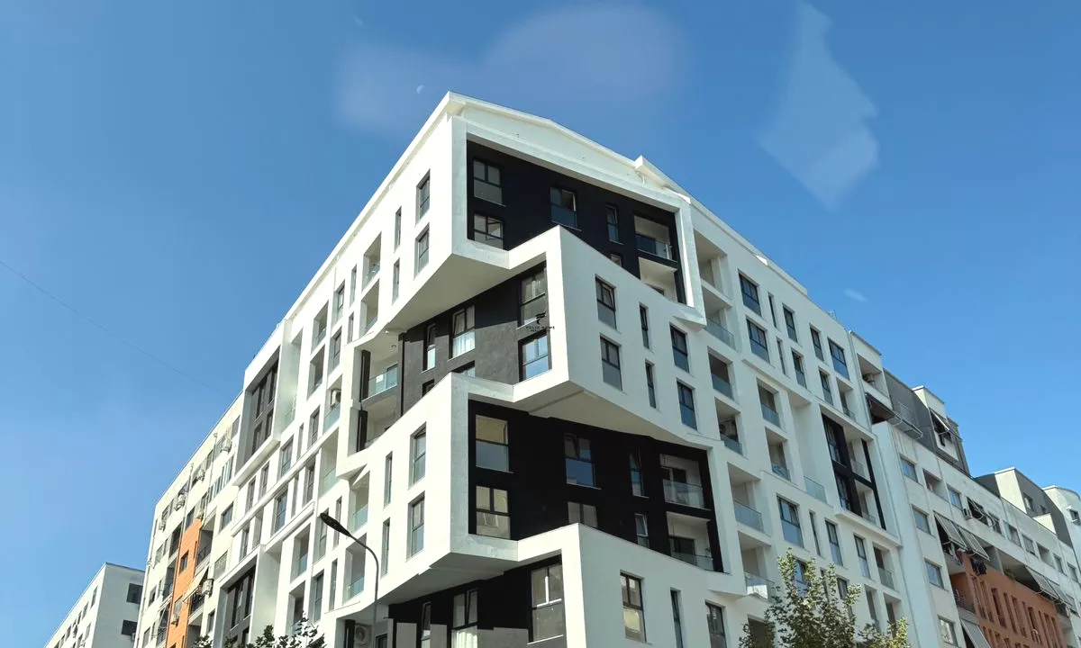 AMBIENT BIZNESI ME QERA 60 M2 ASTIR 1000 EURO