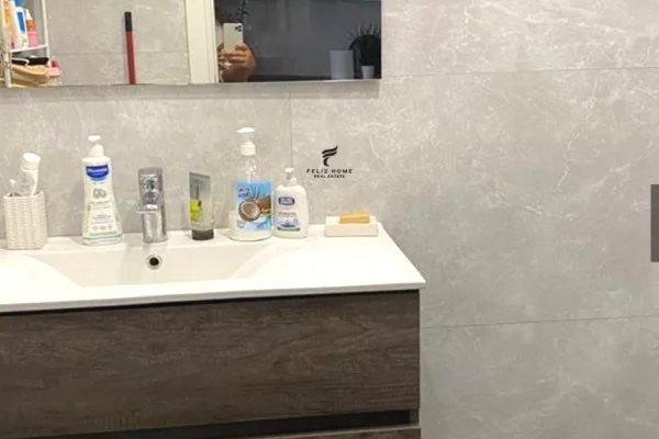 Shtepi me qera Apartament ne Tirane, 1+1, Mobilimi E mobiluar, Pagesa 900  Euro.