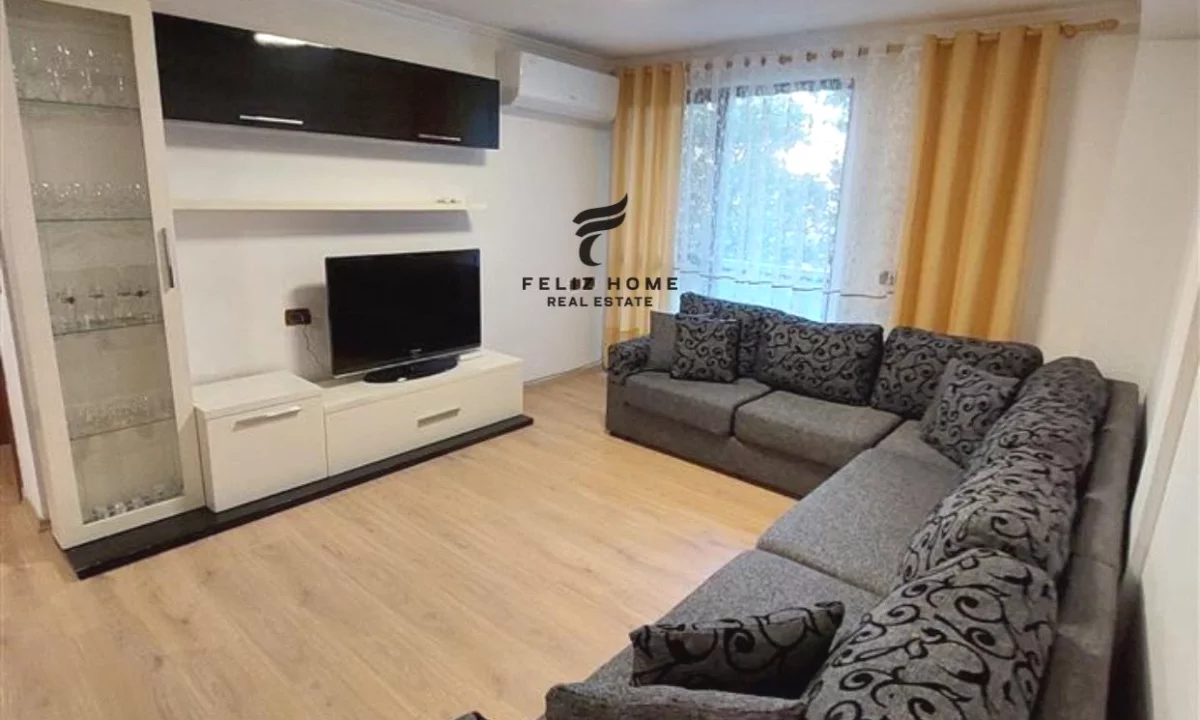 Shtepi ne shitje Apartament ne Tirane, 2+1, Mobilimi E mobiluar, Pagesa 284,000  Euro.