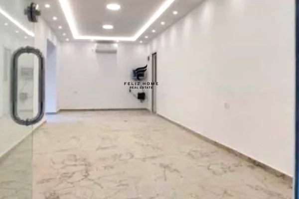 Business Property for Rent 1+1 in Tirana - 65,000 Leke
