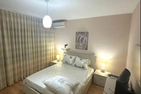 Shtepi me qera Apartament ne Tirane, 2+1, Mobilimi E mobiluar, Pagesa 650  Euro.