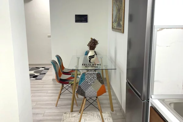 Shtepi me qera Apartament ne Tirane, 1+1, Mobilimi E mobiluar, Pagesa 800  Euro.