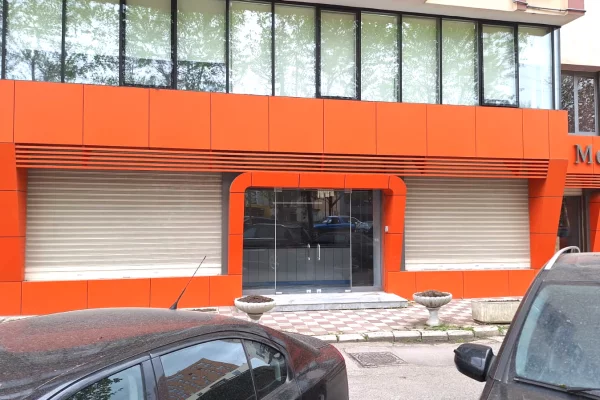 Business Property for Rent 1+1 in Tirana - 3,000 Euro