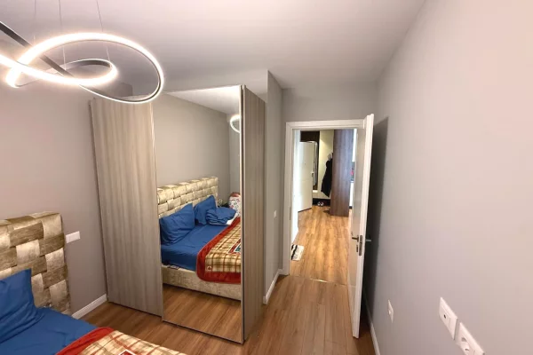 Shtepi ne shitje Apartament ne Tirane, 1+1, Mobilimi E mobiluar, Pagesa 170,000  Euro.