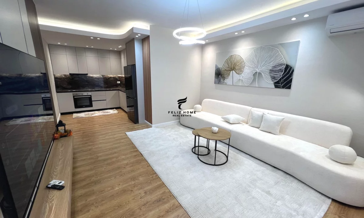 Shtepi ne shitje Apartament ne Tirane, 2+1, Mobilimi E mobiluar, Pagesa 173,000  Euro.