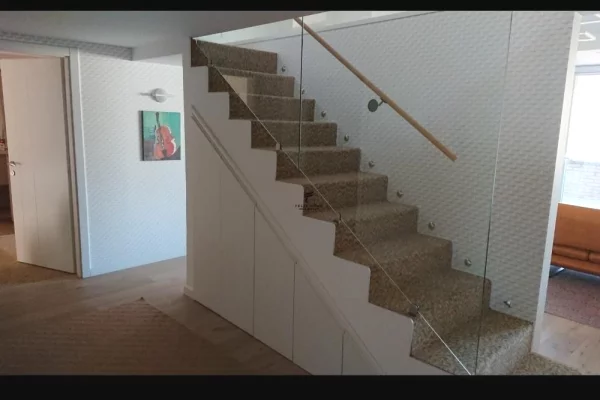 Shtepi ne shitje Duplex(shtepi me 2 kate) ne Tirane, 4+1, Mobilimi E mobiluar, Pagesa 38,500,000  Euro.