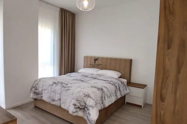 Shtepi me qera Apartament ne Tirane, 2+1, Mobilimi E mobiluar, Pagesa 1,000  Euro.