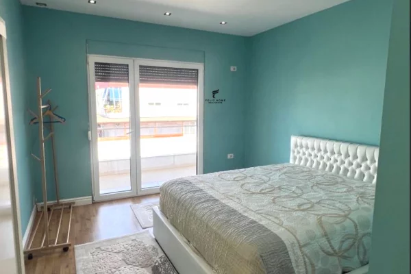 Shtepi me qera Apartament ne Tirane, 2+1, Mobilimi E mobiluar, Pagesa 55,000  Leke.