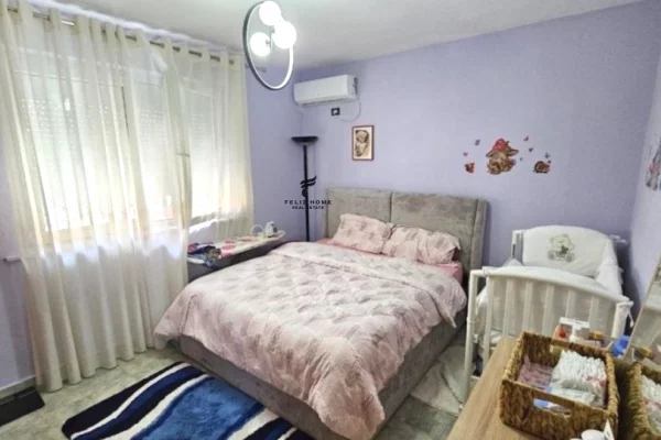 Shtepi me qera Apartament ne Tirane, 1+1, Mobilimi E mobiluar, Pagesa 50,000  Leke.
