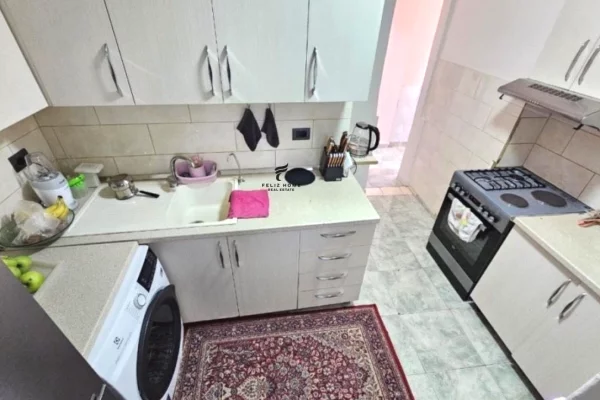 Shtepi me qera Apartament ne Tirane, 1+1, Mobilimi E mobiluar, Pagesa 50,000  Leke.