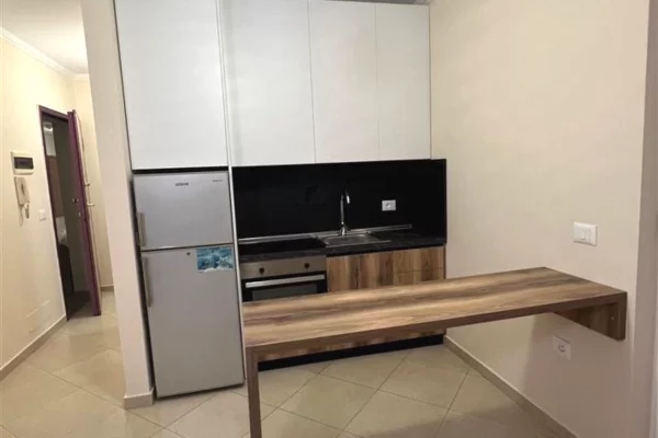 Shtepi me qera Apartament ne Tirane, 1+1, Mobilimi E mobiluar, Pagesa 48,000  Leke.