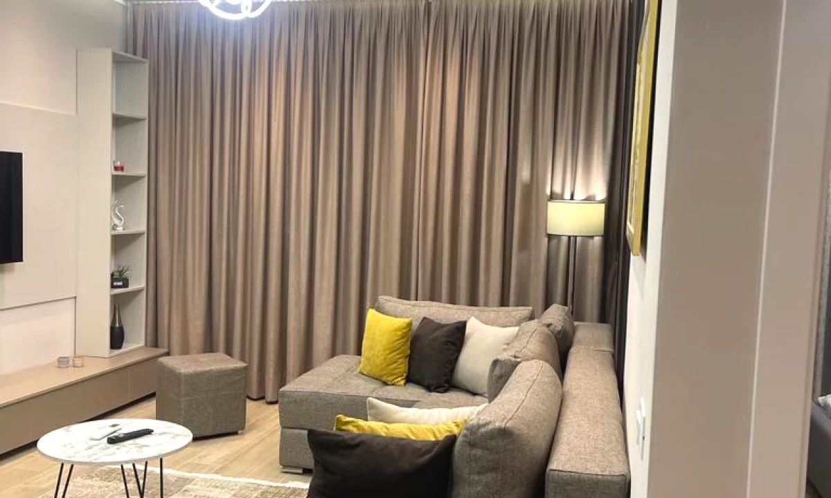 Shtepi me qera Apartament ne Tirane, 1+1, Mobilimi E mobiluar, Pagesa 850  Euro.