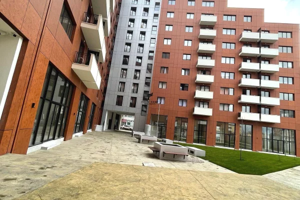 Business Property in Sale 4+1 in Tirana - 112,000 Euro