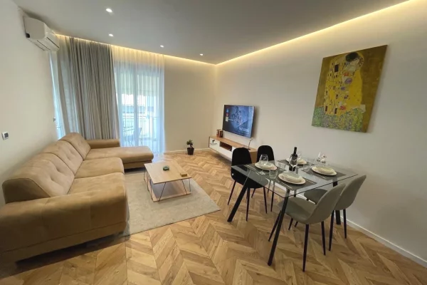 House for Rent 1+1 in Tirana - 800 Euro