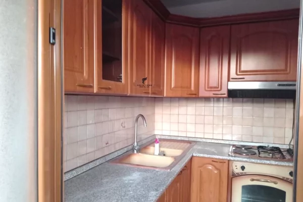 SHITET APARTAMENT 1+1 RRUGA E ELBASANIT 125.000 EURO