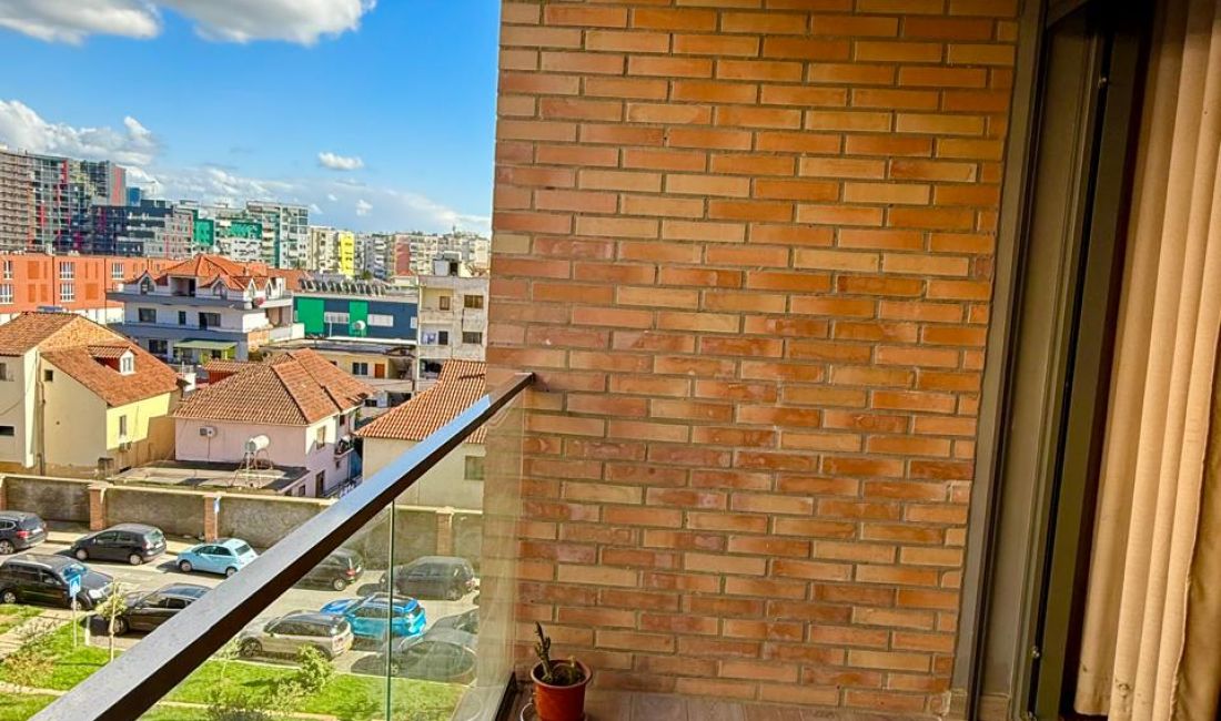 Shtepi me qera Apartament ne Tirane, 2+1, Mobilimi E mobiluar, Pagesa 750  Euro.