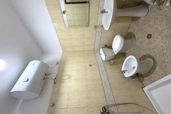 Shtepi me qera Apartament ne Tirane, 1+1, Mobilimi E mobiluar, Pagesa 450  Euro.