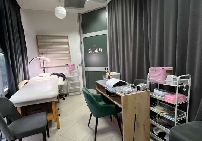 Attivita commerciale in vendita a Tirana - 2,800 Euro