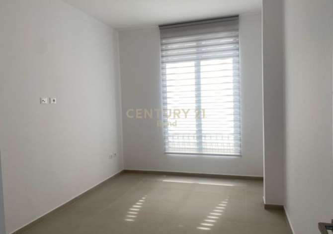 Ambjent zyre per shitje tek Oxhaku