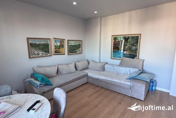 Shtepi ne shitje 1+1 ne Tirane - 130,000 Euro