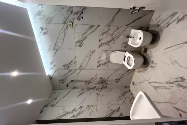 Appartamento in affitto a Tirana 2+1, Vuoto