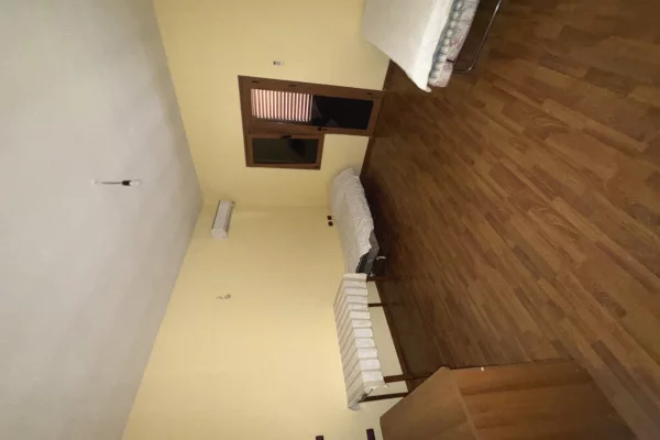 Shtepi me qera Apartament ne Tirane, 2+1, Mobilimi E mobiluar, Pagesa 400  Euro.