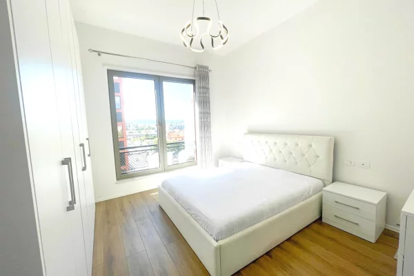 Appartamento in vendita a Tirana 2+1, Arredato